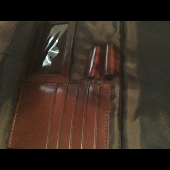 NWT Wilson leather handbag - Picture 3 of 5